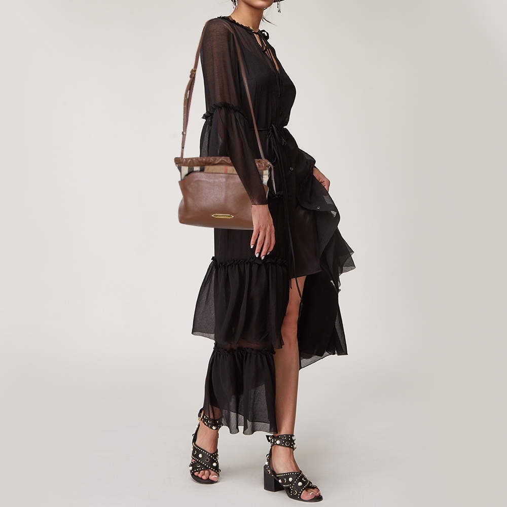 Burberry bucket crossbody bag - Picture 4 of 16